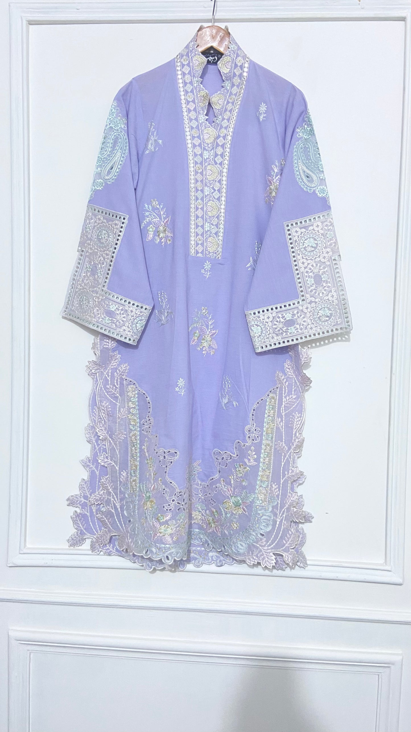 Light Lavender Embroidered Kurta